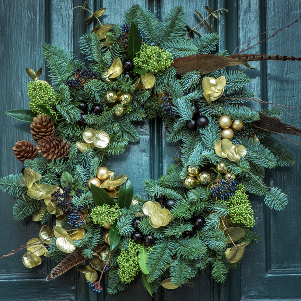 Decorated Wreath 60 cm